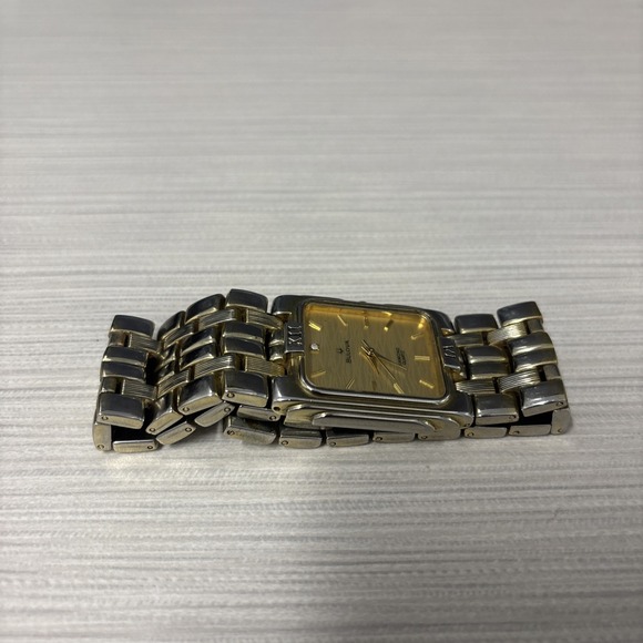 Vintage Bulova Diamond 18K Plated, Quartz Men's Watch 3063-5020‎ AO - Picture 5 of 6